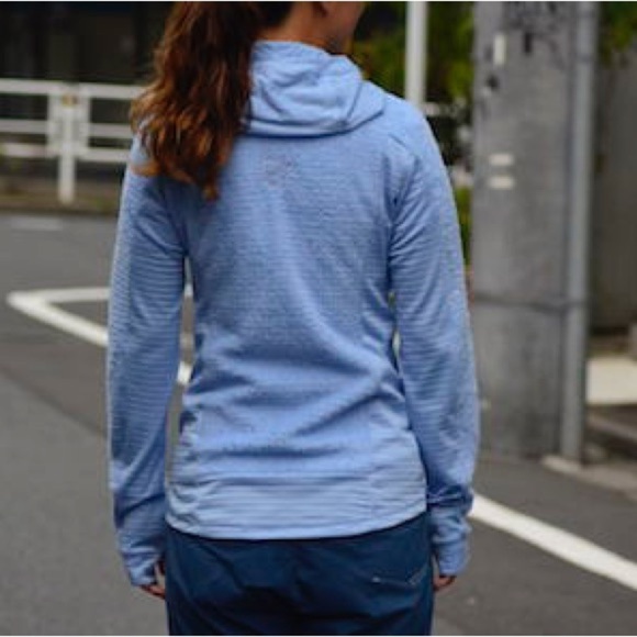 NORRONA Falketind Alpha120 Zip Hood Sherpa Fleece Fuzzy Pastel Blue Norway - Picture 2 of 16